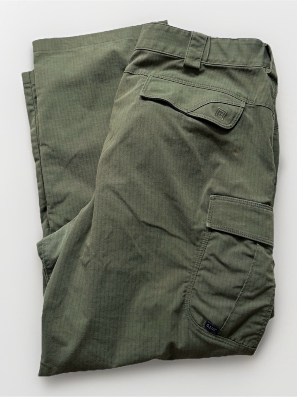 5.11 Tactical Stryke Cargo Pants Mens Size 40 Green Utility Straight Leg Outdoor